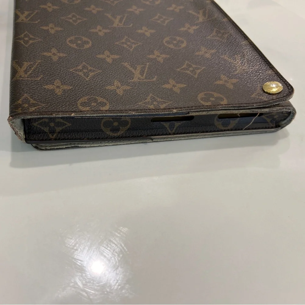 Louis Vuitton Monogram iPad Tablet Cover